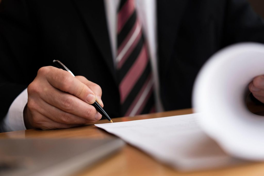 filling-out-main-divorce-papers